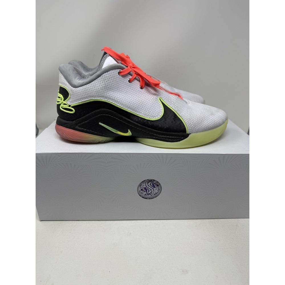 Nike LeBron XXII Shoes Mens Size 12 White Volt Low Top Basketball FZ1094-101